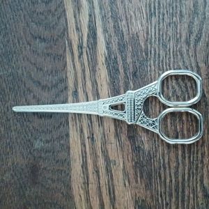 Eiffel Tower scissors